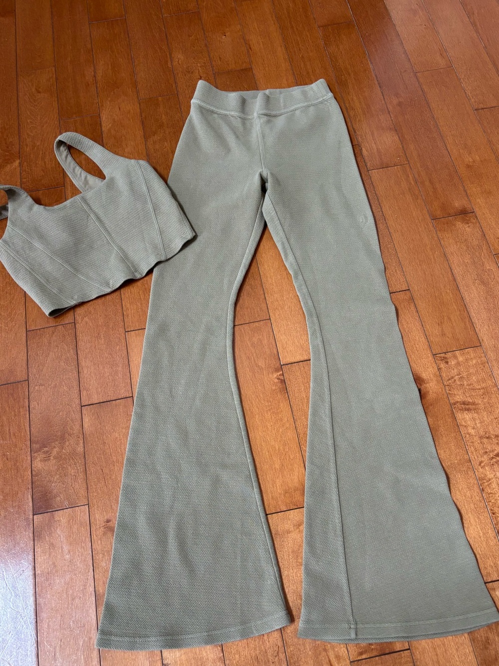 Offline by Aerie Womens Small Tan Textured Flare Pants Corset Bra Set Pockets